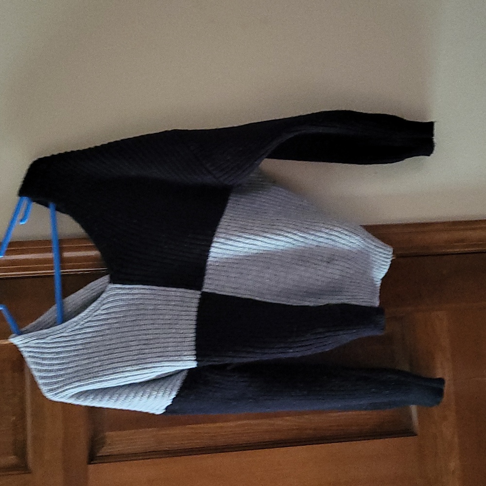 Color Block Sweater muti way wear